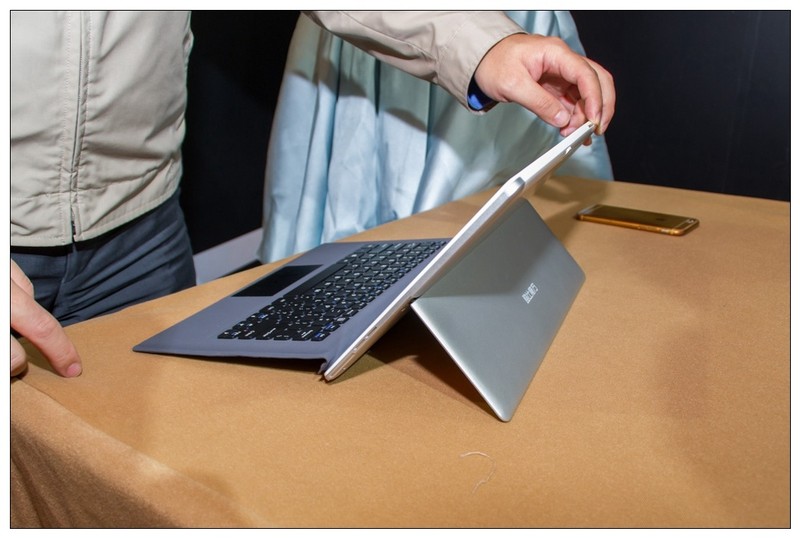 新旗舰i9登场！2016酷比魔方&英特尔新品发布会