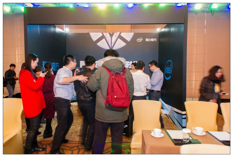 新旗舰i9登场！2016酷比魔方&英特尔新品发布会