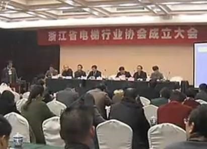 #创业路上的坚强后盾#+创业，一直在路上！