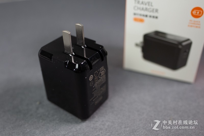 iPhone XS MAX原充慢掉渣？上手图拉斯29W PD旅充