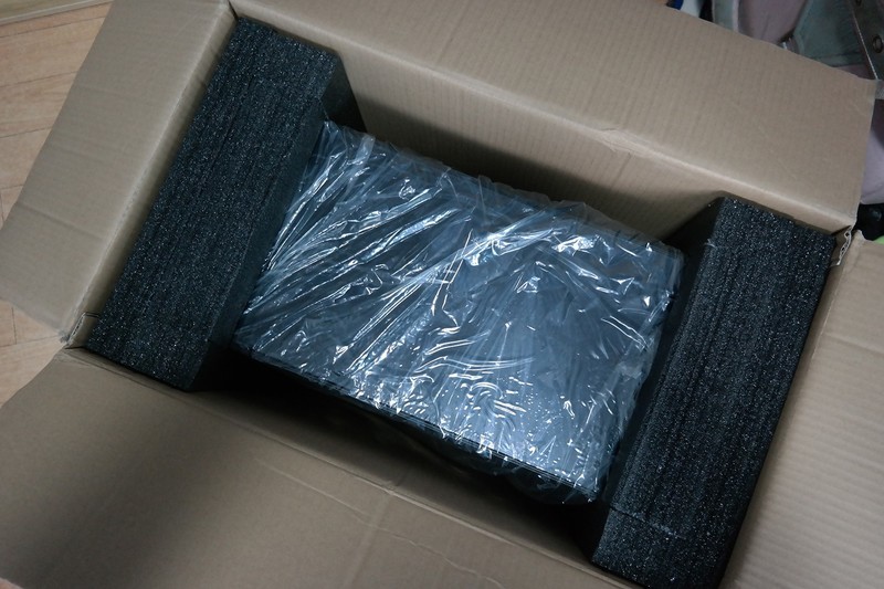 Tt红色警戒高配加强版！TT View 37 RGB开窗机箱装机评测