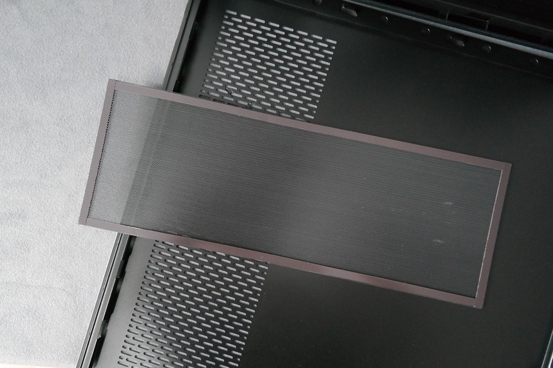 Tt红色警戒高配加强版！TT View 37 RGB开窗机箱装机评测