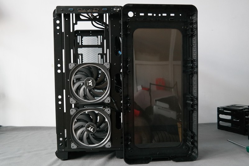 Tt红色警戒高配加强版！TT View 37 RGB开窗机箱装机评测
