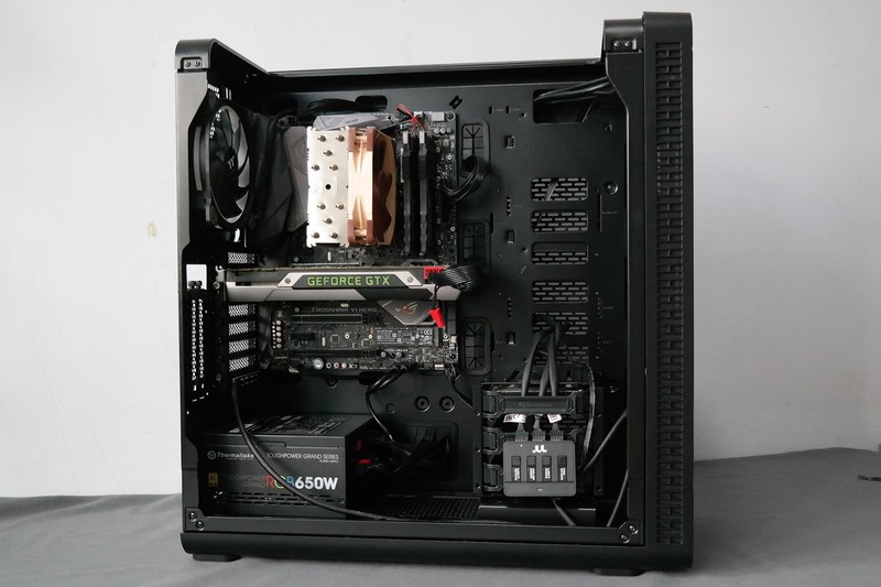 Tt红色警戒高配加强版！TT View 37 RGB开窗机箱装机评测