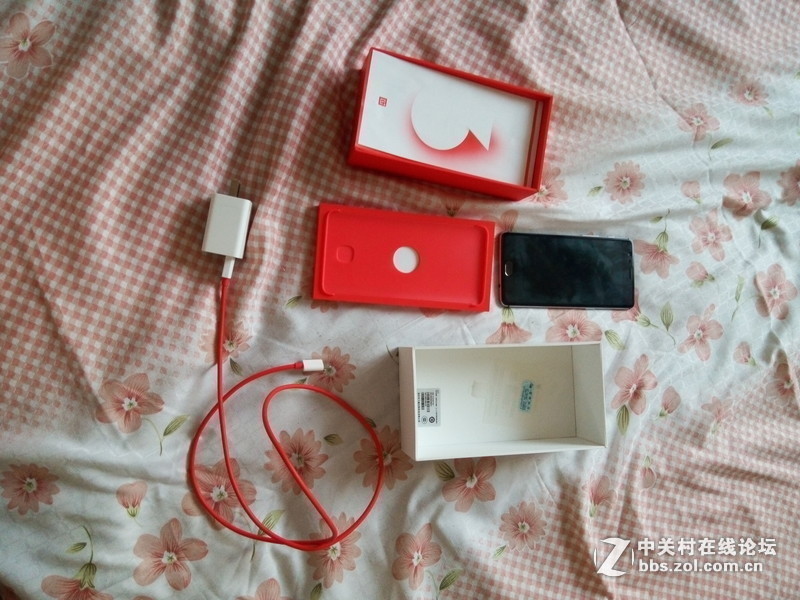 【一加3T惊爆价1300元深度评测】简约不简单 续航拍照双料