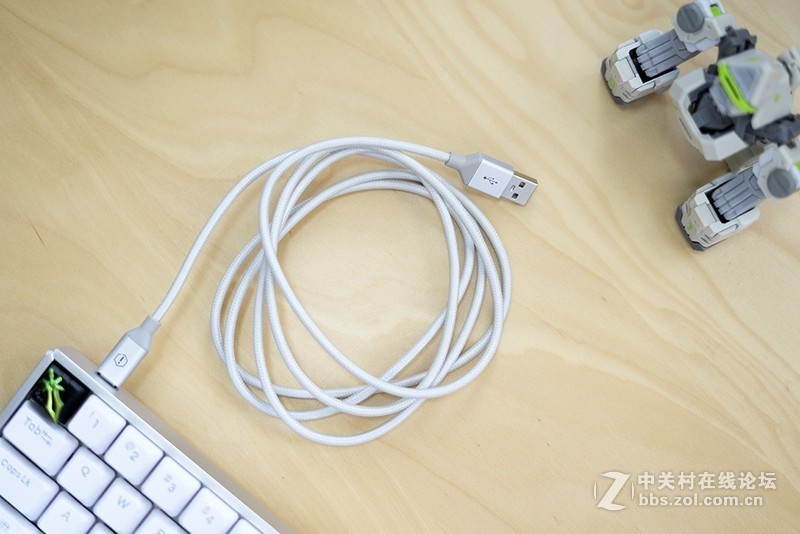 小巧多变好键盘 - iQunix F60 入手体验