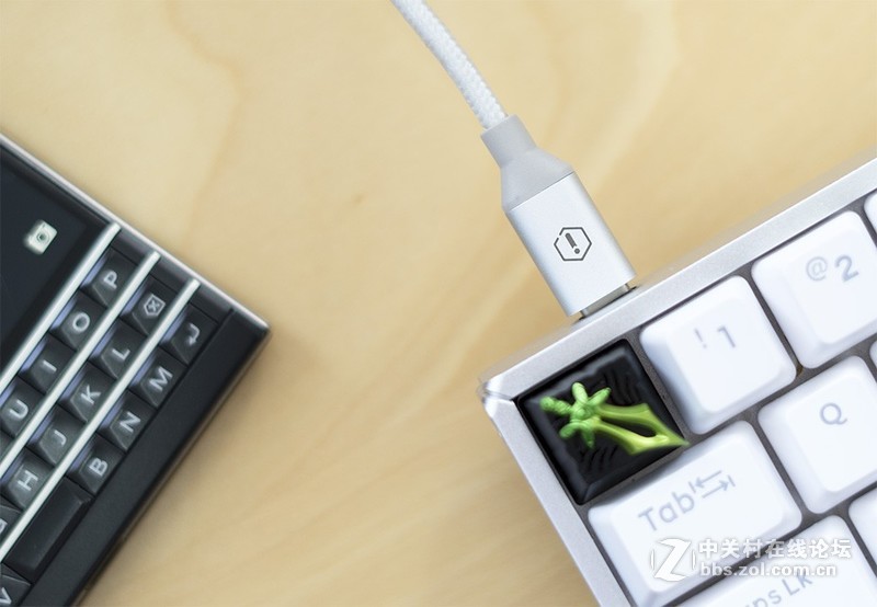 小巧多变好键盘 - iQunix F60 入手体验