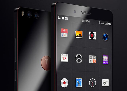 #每日话题# 万众期待的坚果Pro终于来了！老罗新机你会买么？