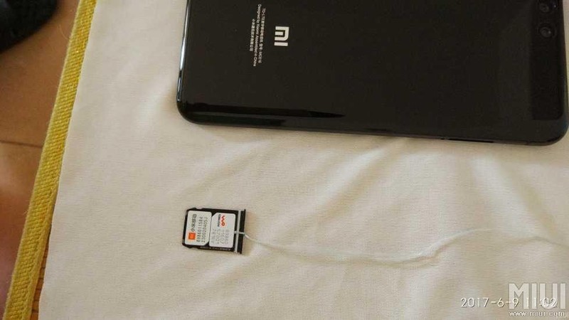 小米6卡槽不弹了