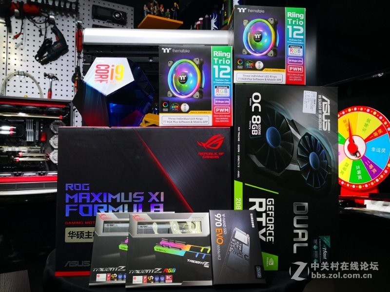 将RGB进行到底！Tt Level20GT+TT RGB电源+TT RGB风扇