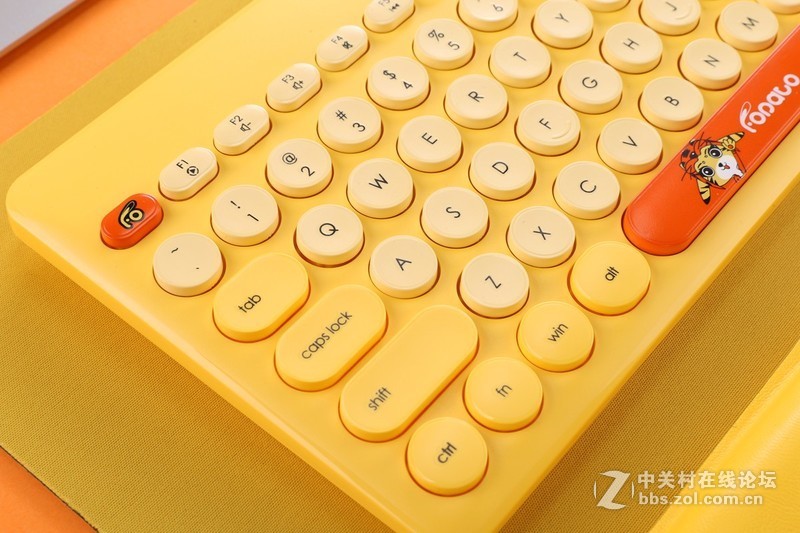 从啥是佩奇看萌文化，不要呆板要卖萌