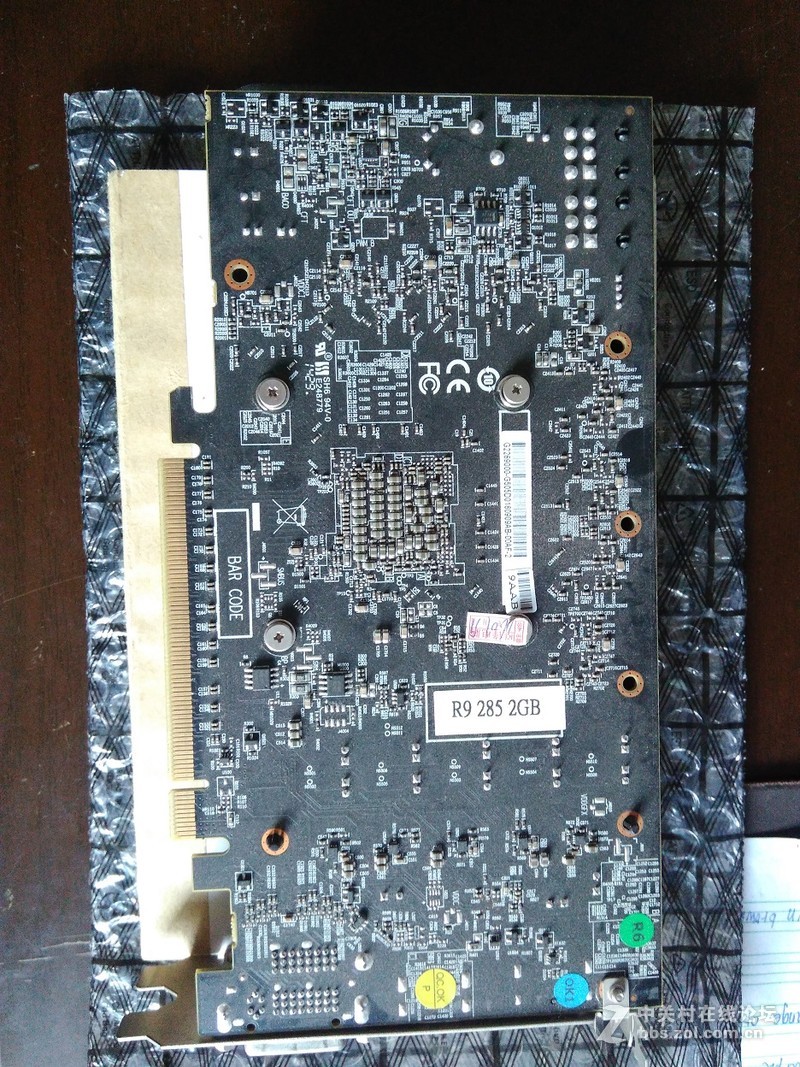 出显卡，二出一；耕升750TI 2G  400元；club  285 2G   700元,不包邮