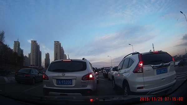 快译通Abee M6高清行车记录仪之三——简单拍照