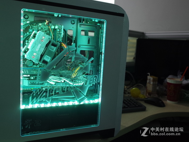 #GAMEMAX英雄# GAMEMAX英雄侧透机箱使用体验（2.硬件安装体验）