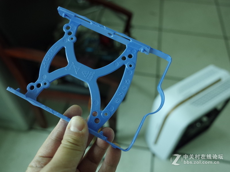 #GAMEMAX英雄# GAMEMAX英雄侧透机箱使用体验（1.拆包展示）