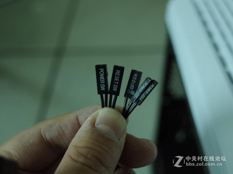 #GAMEMAX英雄# GAMEMAX英雄侧透机箱使用体验（1.拆包展示）