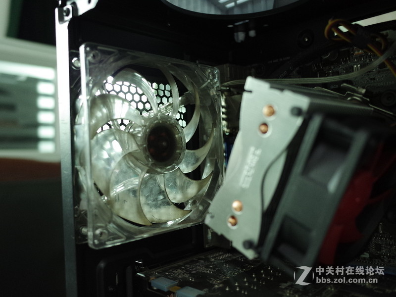 #GAMEMAX英雄# GAMEMAX英雄侧透机箱使用体验（2.硬件安装体验）