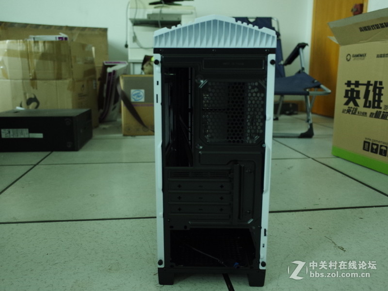 #GAMEMAX英雄# GAMEMAX英雄侧透机箱使用体验（1.拆包展示）