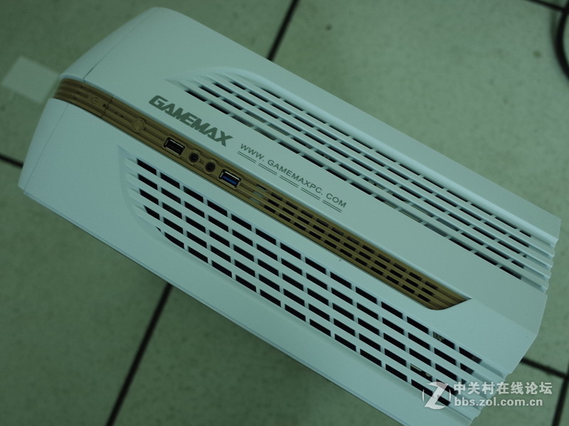 #GAMEMAX英雄# GAMEMAX英雄侧透机箱使用体验（1.拆包展示）