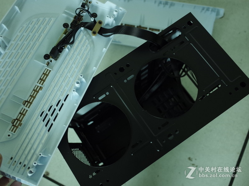 #GAMEMAX英雄# GAMEMAX英雄侧透机箱使用体验（1.拆包展示）