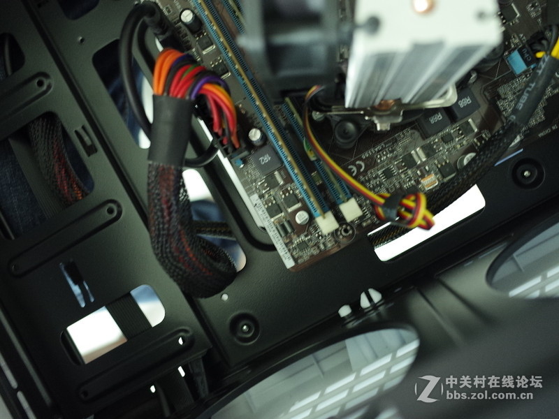 #GAMEMAX英雄# GAMEMAX英雄侧透机箱使用体验（2.硬件安装体验）