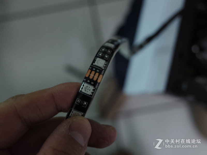 #GAMEMAX英雄# GAMEMAX英雄侧透机箱使用体验（2.硬件安装体验）