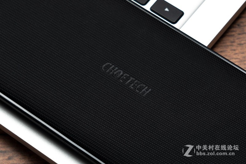 桌面清道夫，维护家庭和谐利器：CHOETECH T535S 5线圈 双座充 无线充电器