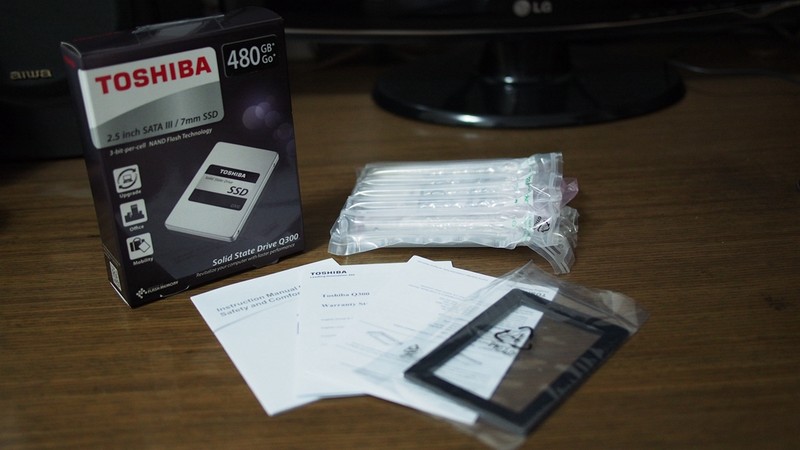 比苹果5轻薄，东芝Q300 480G硬菜级SSD入手轻体验