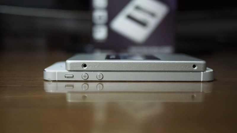 比苹果5轻薄，东芝Q300 480G硬菜级SSD入手轻体验