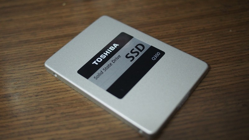 比苹果5轻薄，东芝Q300 480G硬菜级SSD入手轻体验