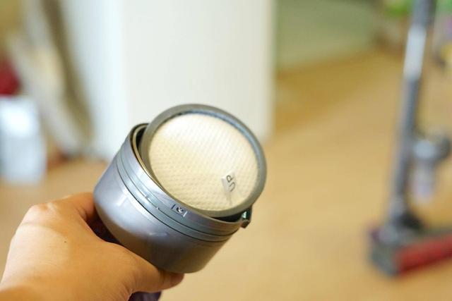 据说无线吸尘器都是充电俩小时折腾五分钟？莱克魔洁：不存在的