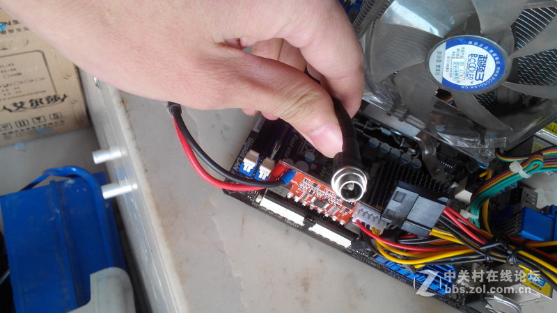 出一堆杂物，i32100 amd955 华硕z68 技嘉770ud3p