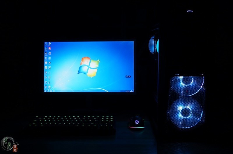 RGB灯效超酷炫，酷冷至尊毁灭者III至尊版助你畅玩光污染