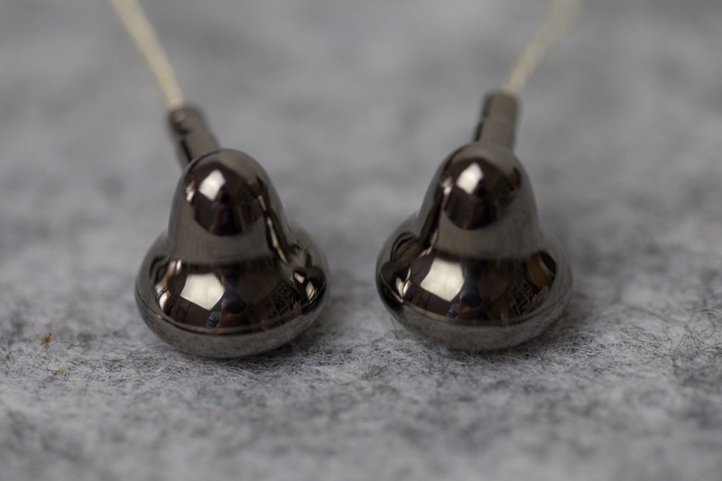 初烧慎入！这条平头塞卖1999元，Ksearphone黑铃值不值得买？