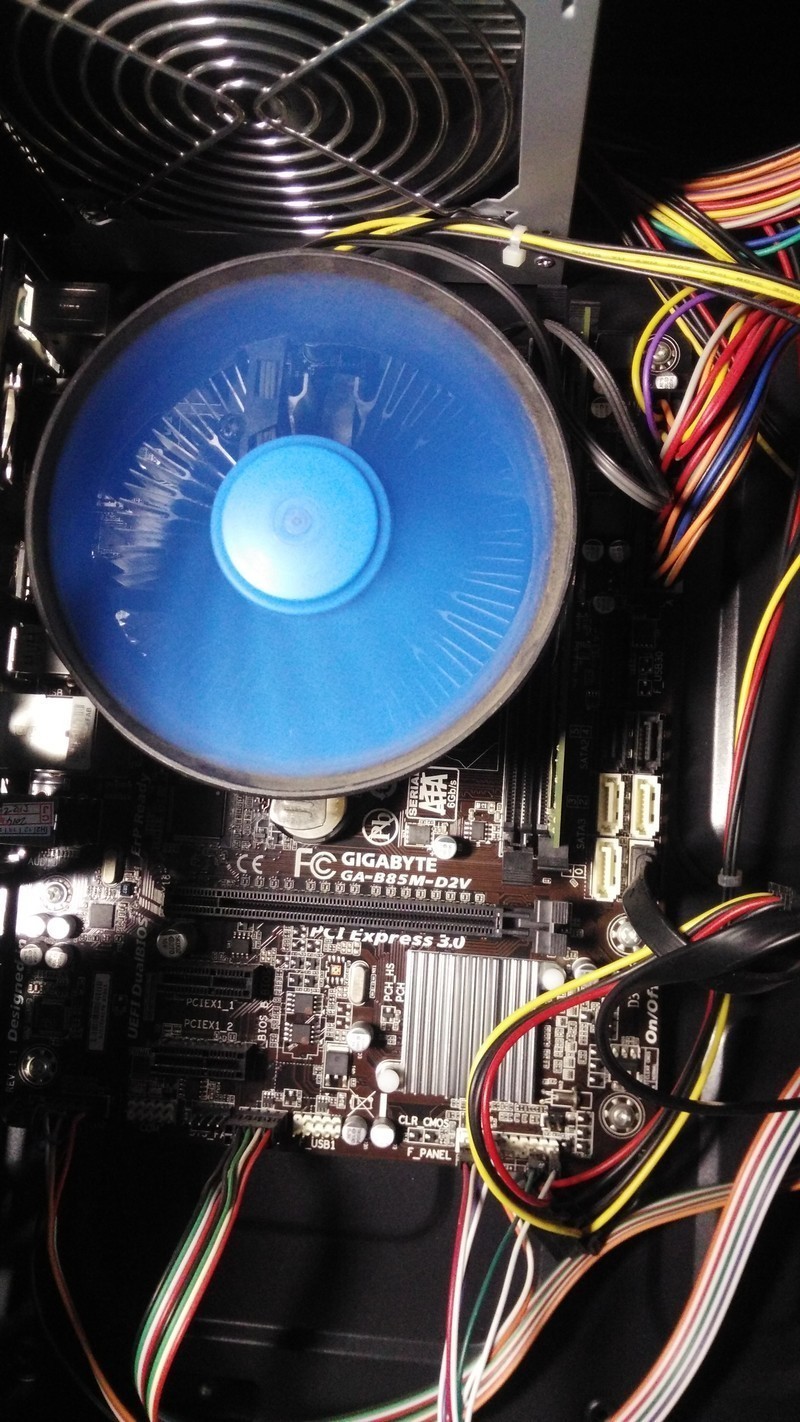 技嘉B85 I3-4130 电源