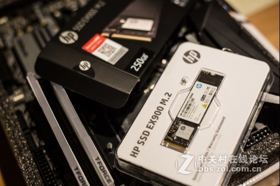 外观高大威猛，内在锦绣文章——Tt Level 20 GT机箱中的肌肉跑车