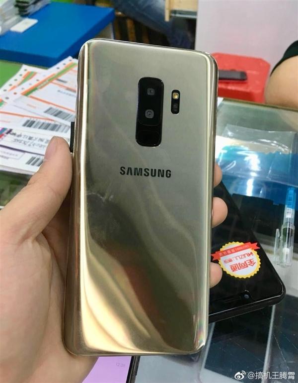 星空体育平台Galaxy S9+惊现华强北专柜