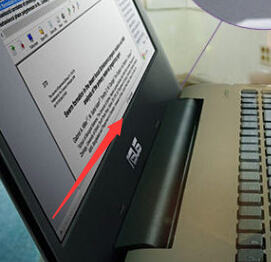 请问下这儿裂开了能保修不