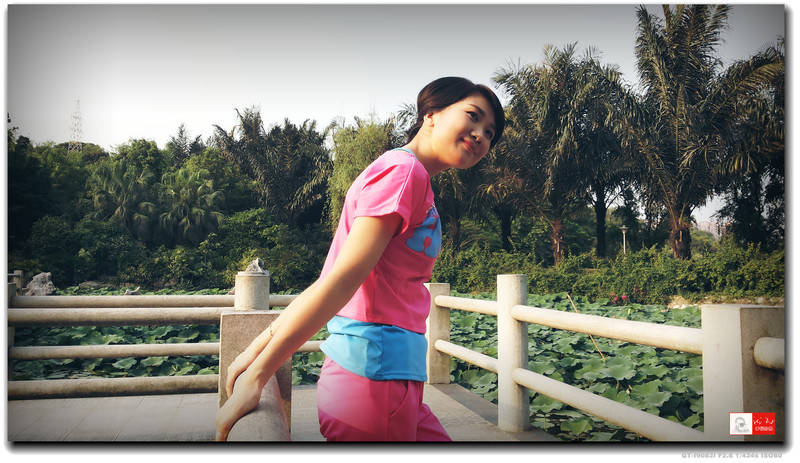 荷塘偶遇--婵儿 星空体育平台GT-i9082i