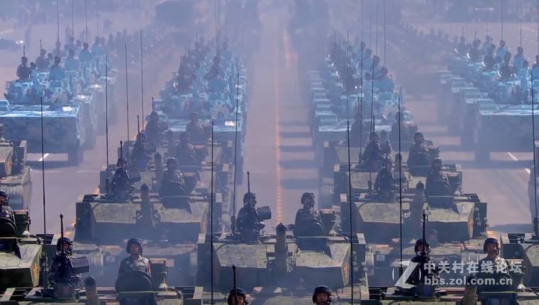 # 向版主求精 # 谨以此片 献给中国人民解放军建军90周年  敬礼！中国军人！