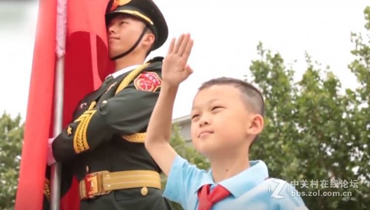 # 向版主求精 # 谨以此片 献给中国人民解放军建军90周年  敬礼！中国军人！