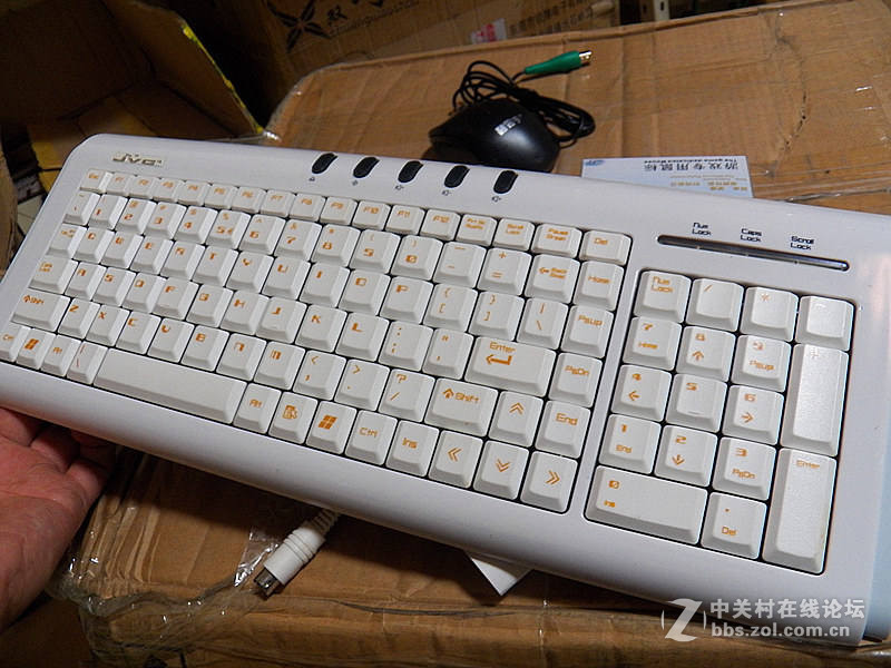 福利一发：键盘+鼠标+数据线+车充，25元包邮一组！