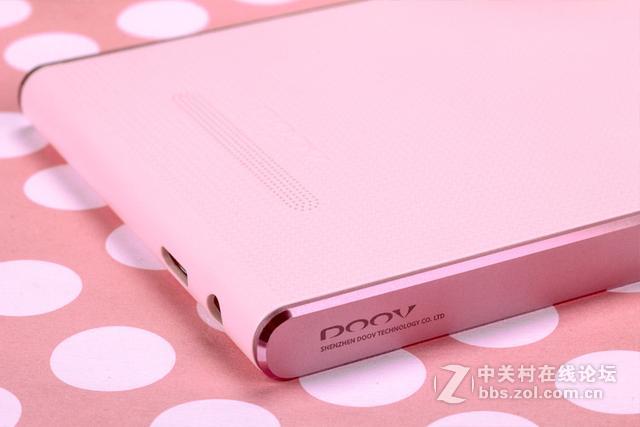 旋转镜头亮点更好玩的朵唯手机V1