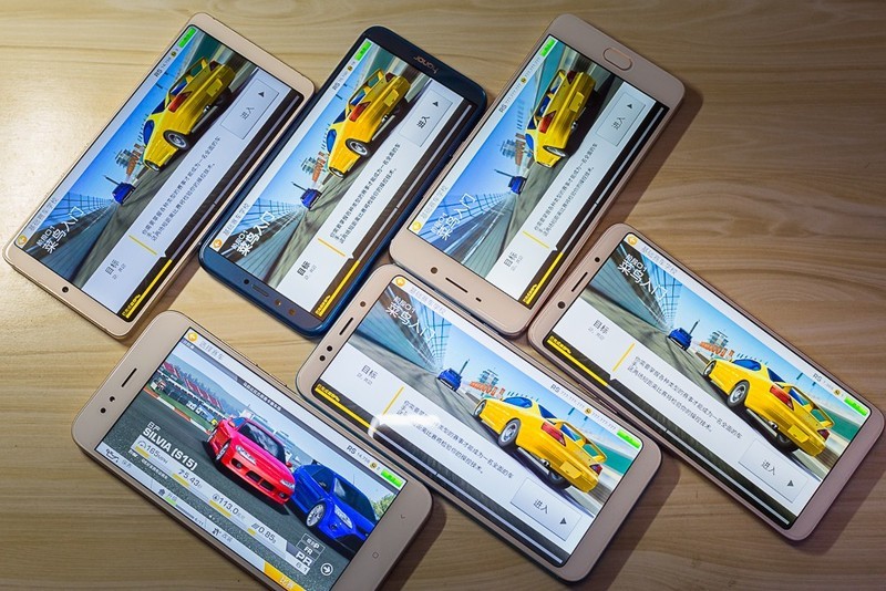 2000元内哪款机皇更值得买？6大品牌热门手机横评对决