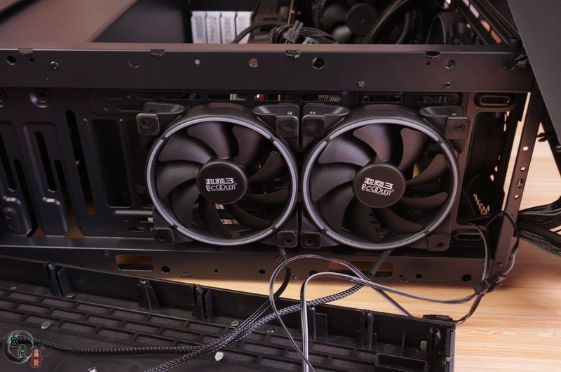 超频不能拯救DIY，但RGB能，先马璃光一号RGB装机秀