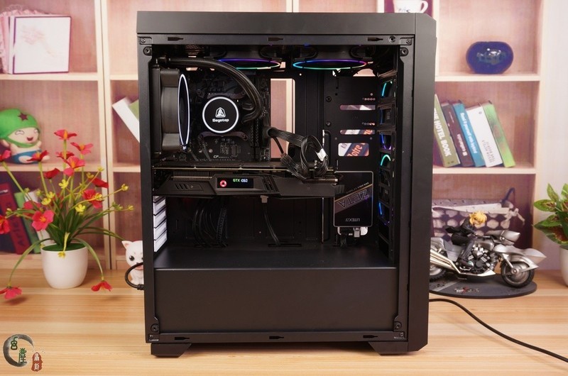 超频不能拯救DIY，但RGB能，先马璃光一号RGB装机秀