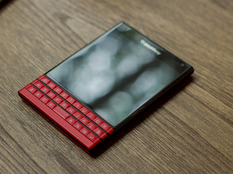 复兴之梦终难成生不逢时的黑莓passport体验
