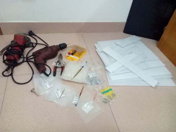 #版主坐堂# 强力围观大神的DIY制作全透明机箱过程