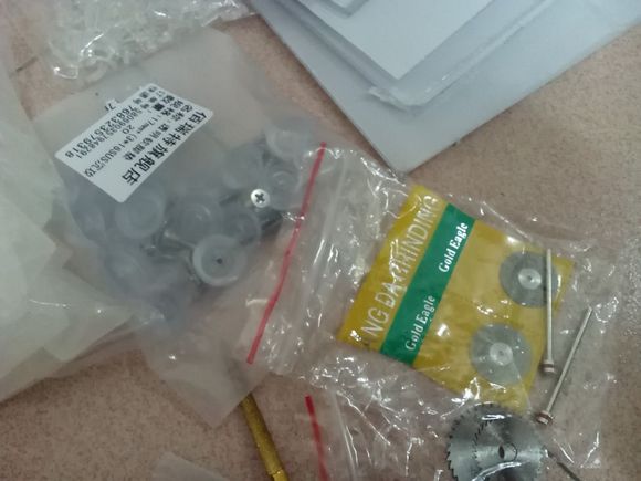 #版主坐堂# 强力围观大神的DIY制作全透明机箱过程