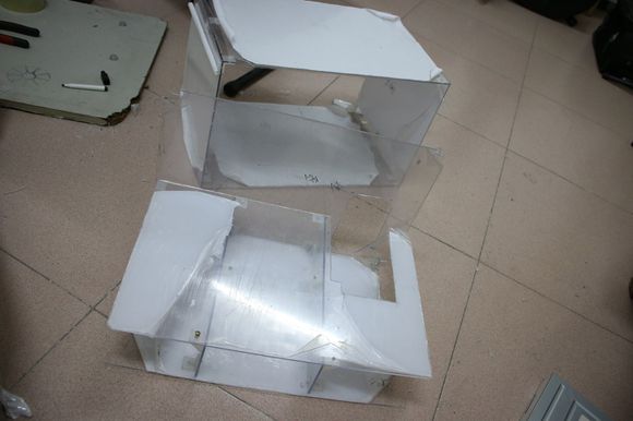 #版主坐堂# 强力围观大神的DIY制作全透明机箱过程